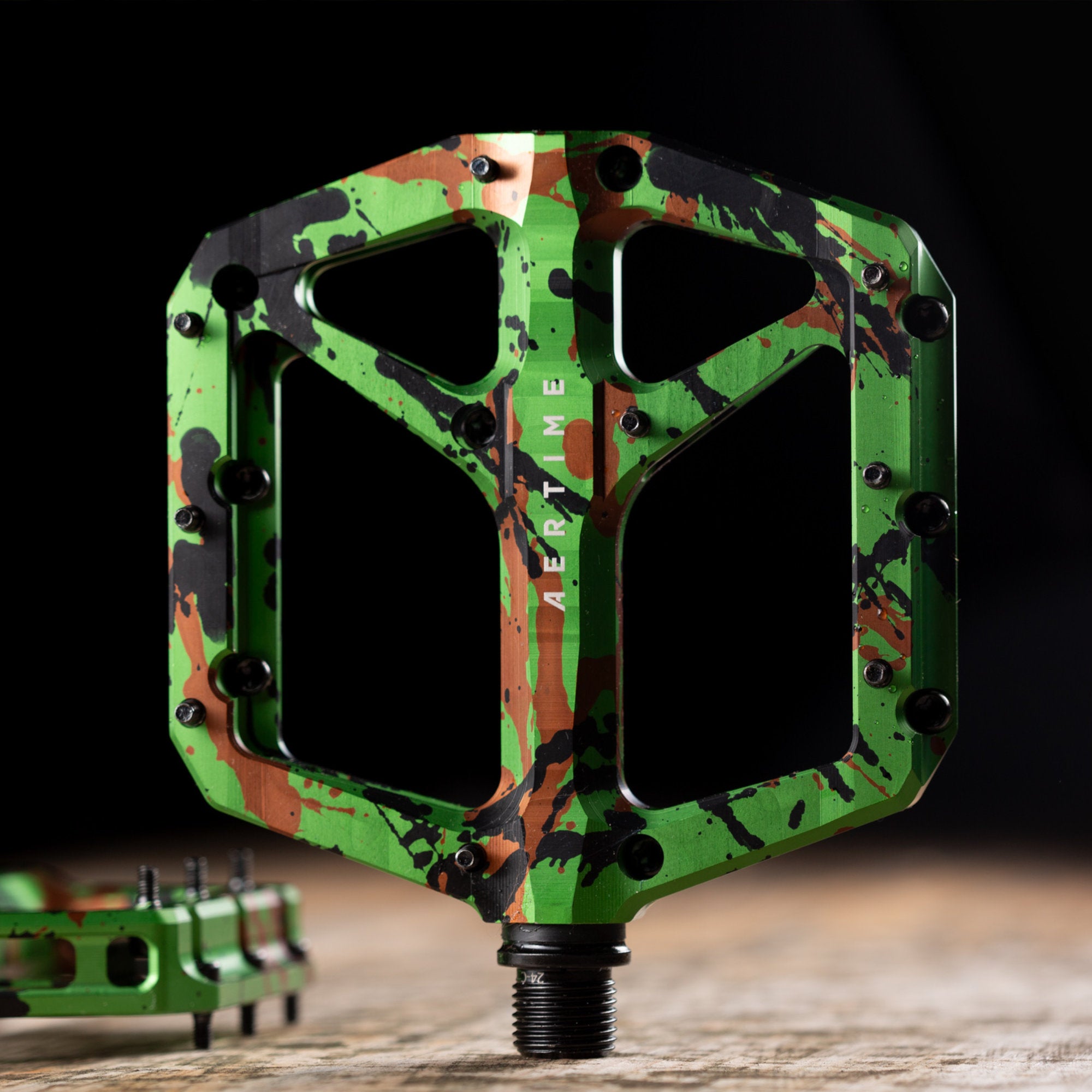 aertime dekade pedale kaufen DEKADE LTD VOL.3 ALUMINIUM PEDAL TAUNUS CAMOUFLAGE / REGULAR